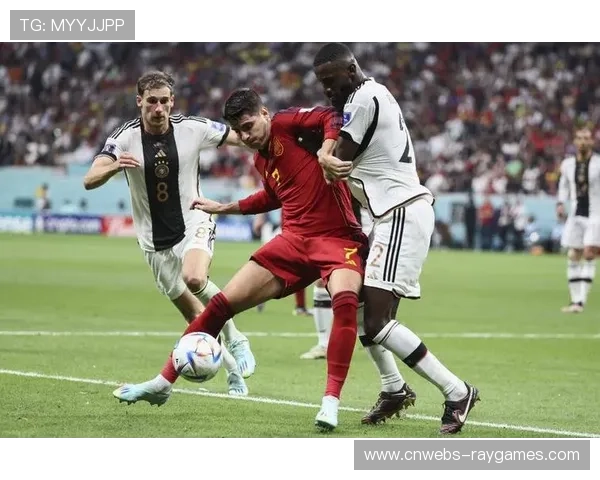 卡塔尔站强制两停规则成焦点,倍耐力轮胎里程限制引热议 卡塔尔站强制两停规则成焦点,倍耐力轮胎里程限制引热议