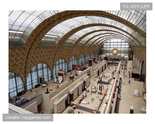 法国足球博物馆三月访客量创新高，青少年参观团占比显著提升